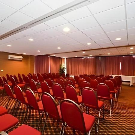 Travelodge By Wyndham Absecon Atlantic City Business photo